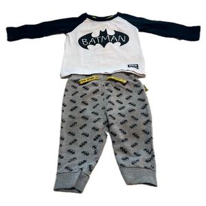 Batman 12M Long-Sleeve Graphic T-Shirt & faux Drawstring Jogger Pant